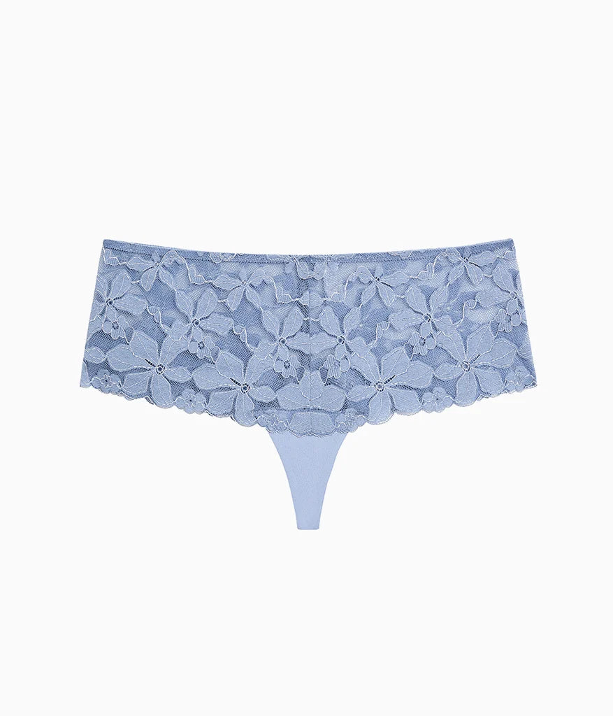 Feeling Famous Tanga: Country Blue/Bright White