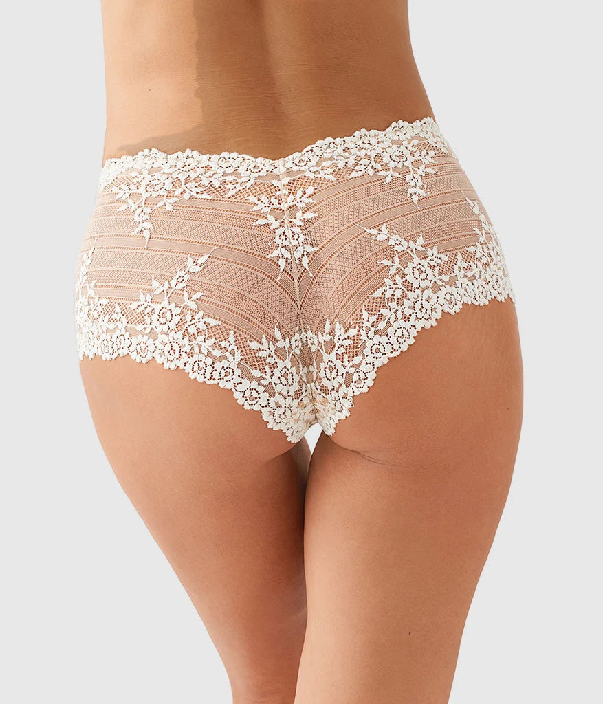 Embrace Lace® Boyshort: Sand/Ivory